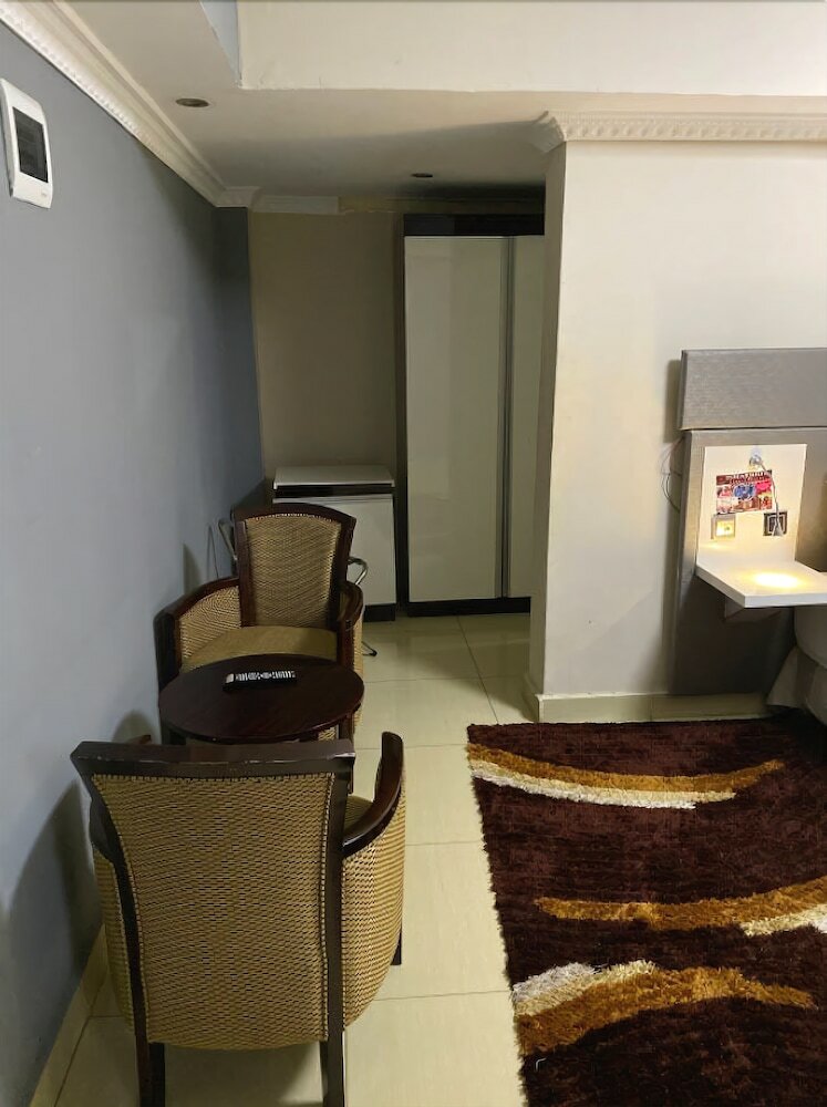 Ismarriot Hotel And Resort