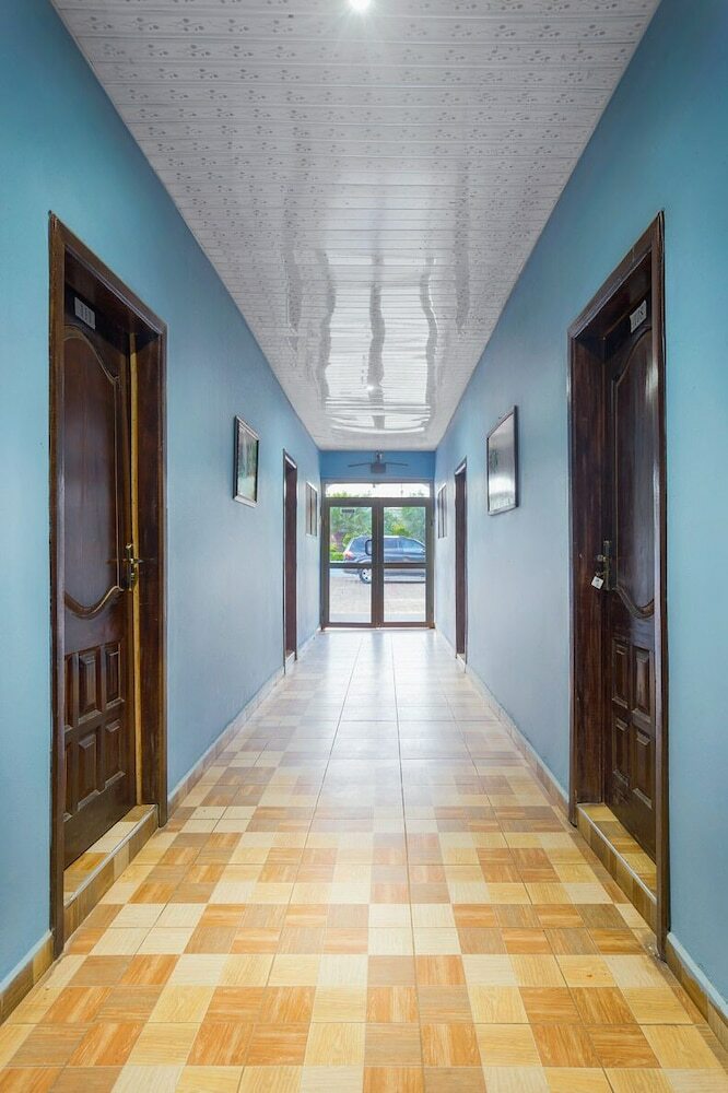 Hotel Falls Executive Guest House