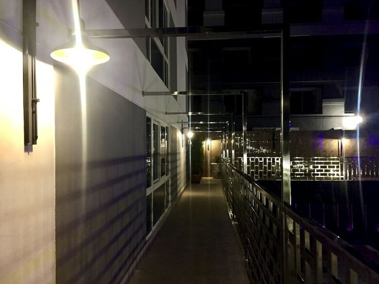 Luxury Apartments In Grand Avenue