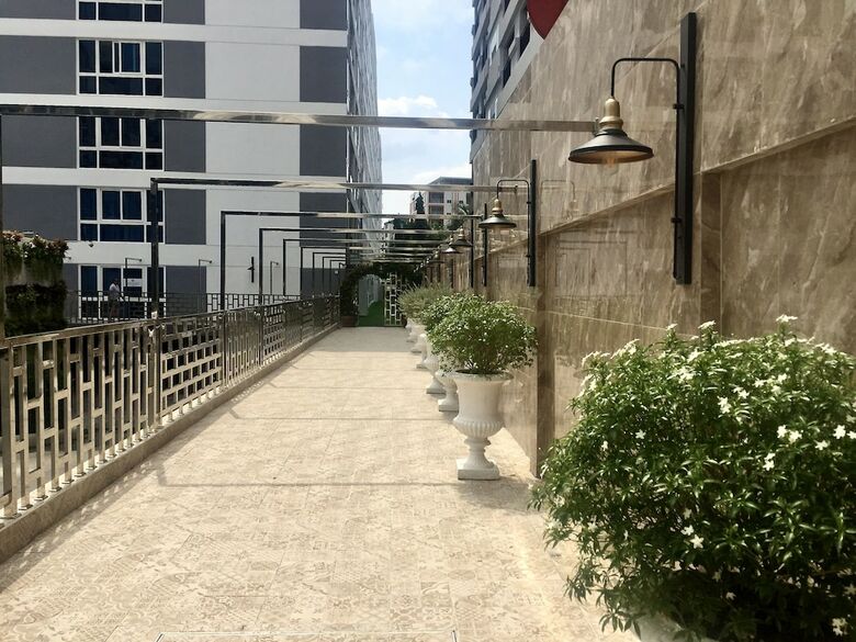 Luxury Apartments In Grand Avenue