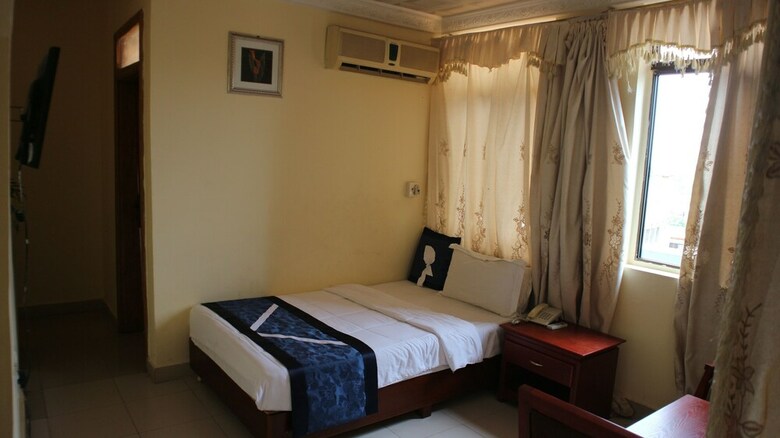 Krisview Hotel