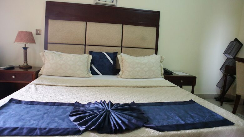 Krisview Hotel