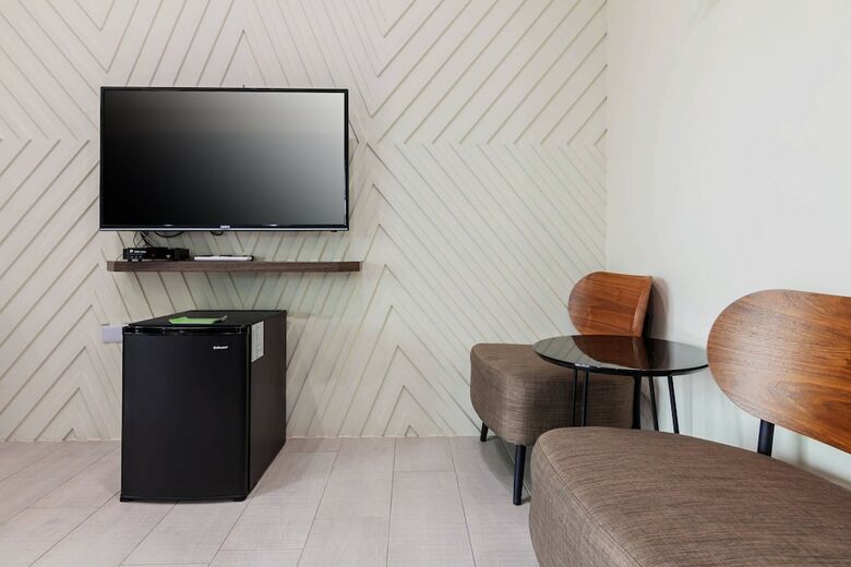 Hotel 98inn