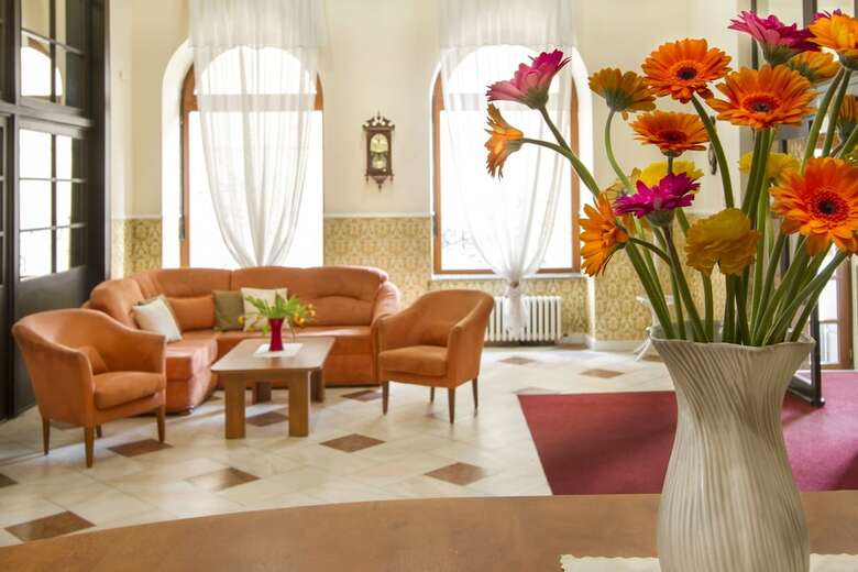 Hotel Grand