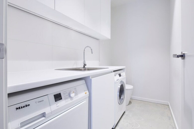 Stunning 2 Bedroom Home In Albert Park