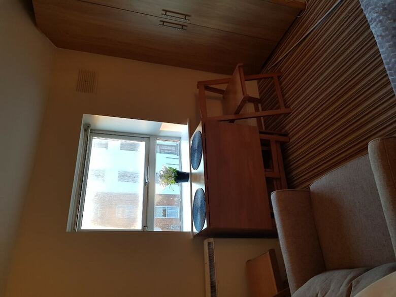 Bed & Breakfast Kgt House