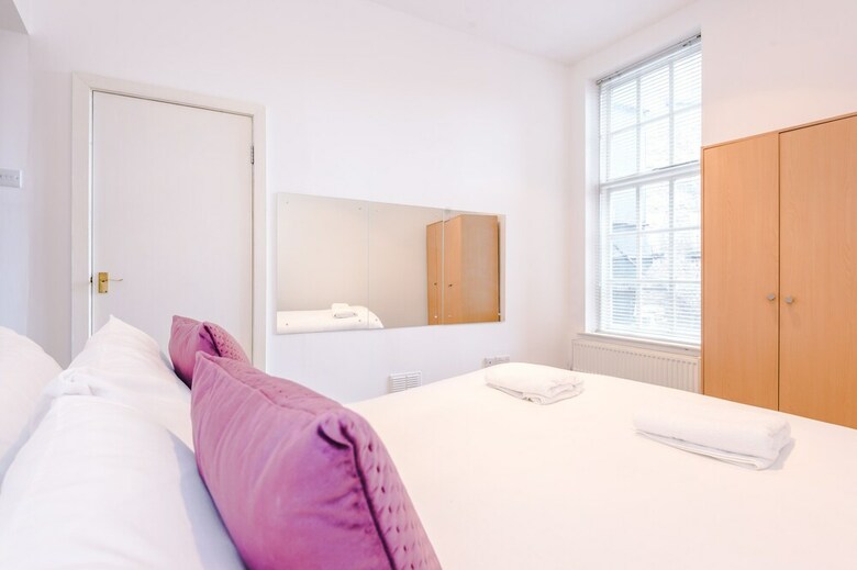 Benson Apartments By Top House