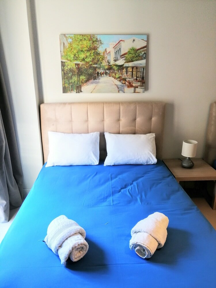 Luxurious Apartment In Acropolis