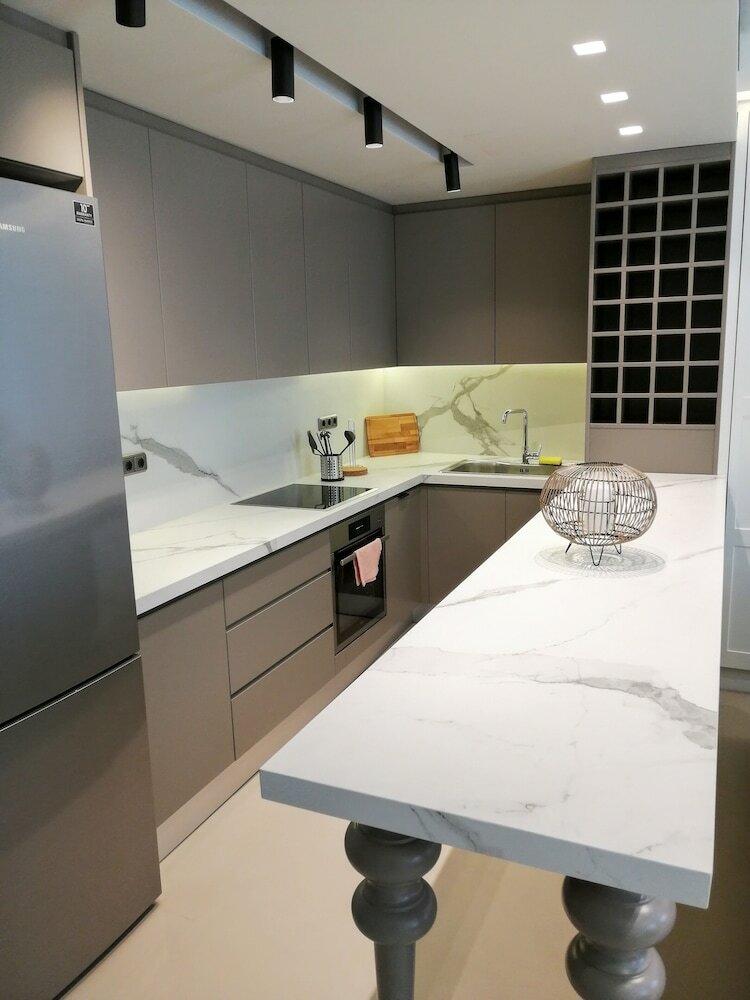 Luxurious Apartment In Acropolis