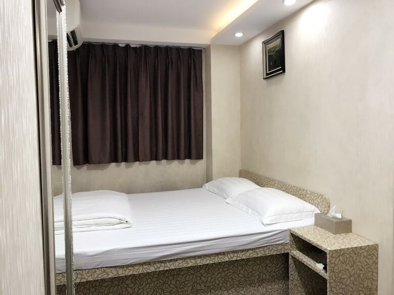 Hotel AA Inn