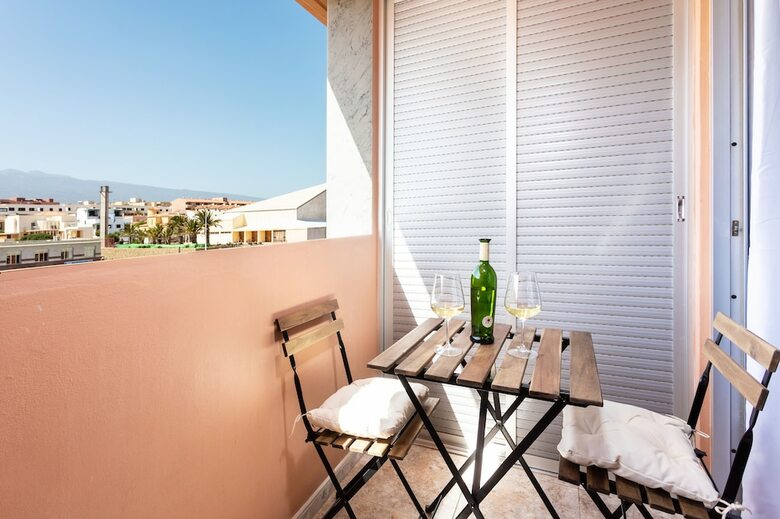El M�dano Yellow Sand Apartment, Downtown, Beach And Sun