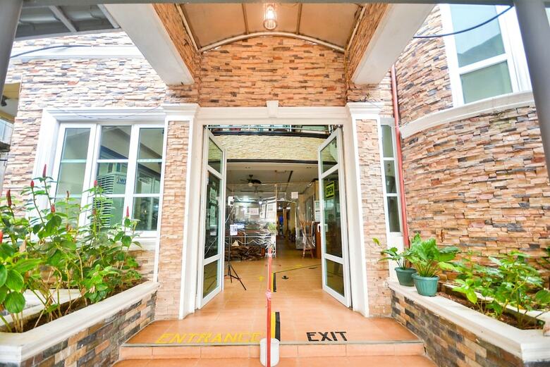 Bed & Breakfast Boracay Breeze Resort