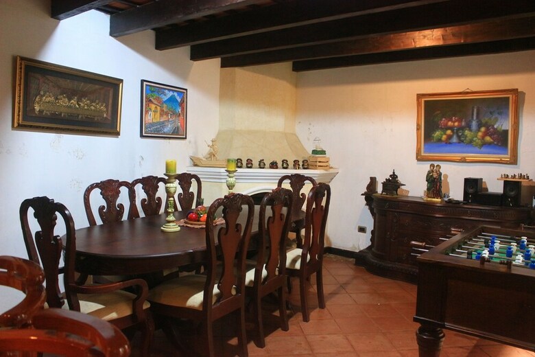 Bed & Breakfast Hotel Antigua Inn Central