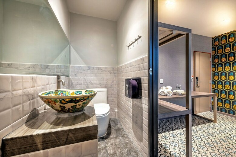 Hostal Happy Station Hostel