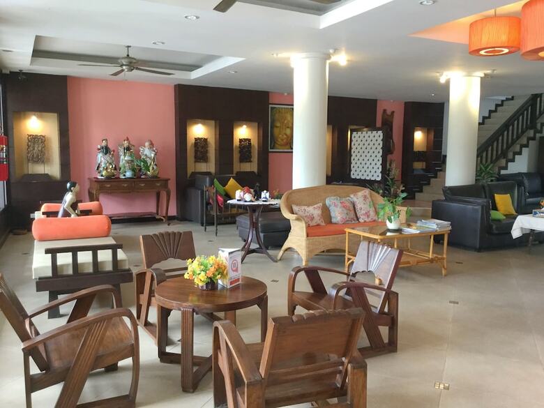 Thip Residence Boutique Hotel