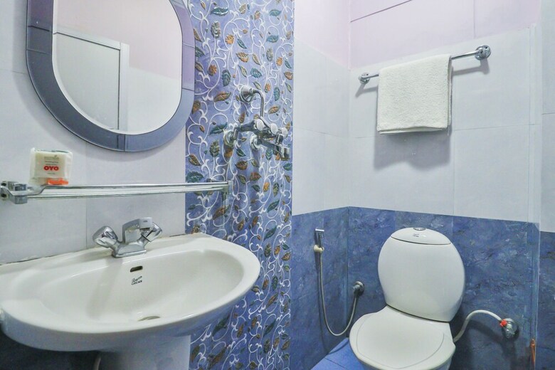 Hotel Oyo 720 Lekali Homes And Restaurant