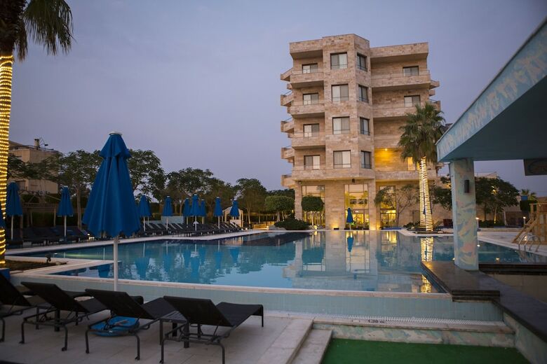 Hotel Ramada Resort By Wyndham Dead Sea