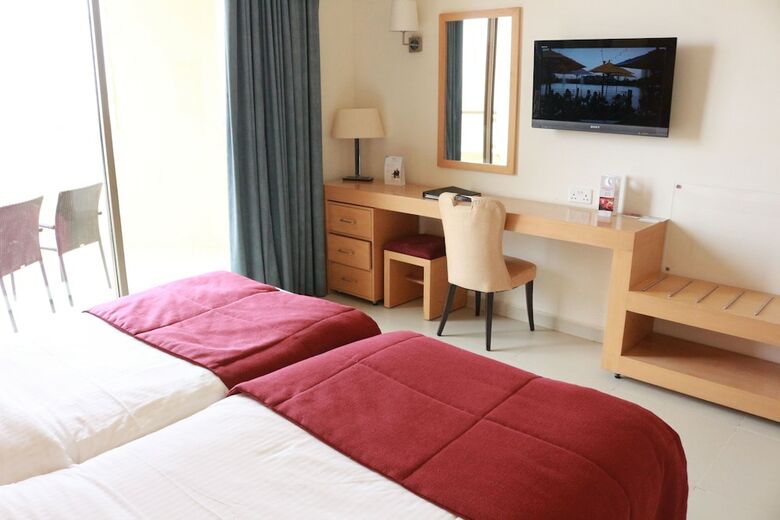 Hotel Ramada Resort By Wyndham Dead Sea