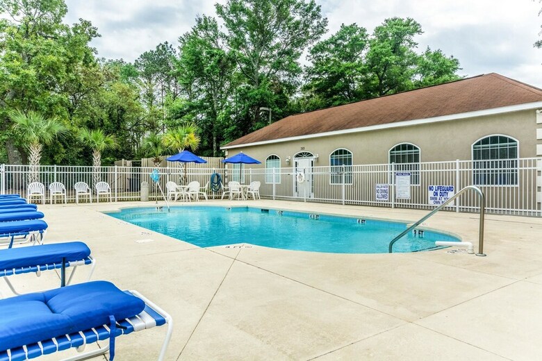 Motel Comfort Inn Near Barefoot Landing