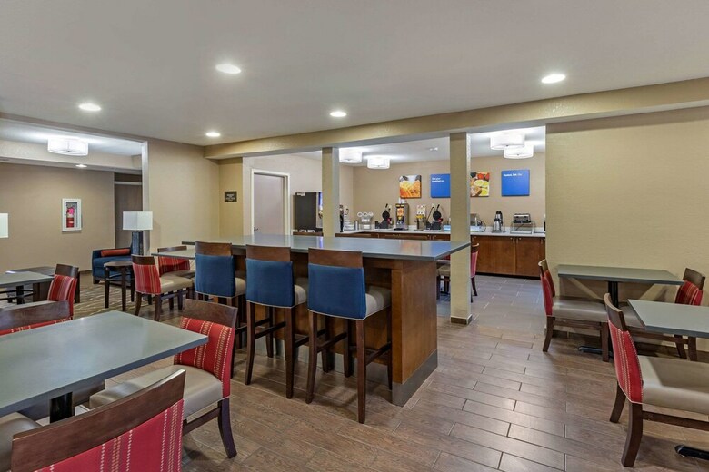 Motel Comfort Inn Near Barefoot Landing