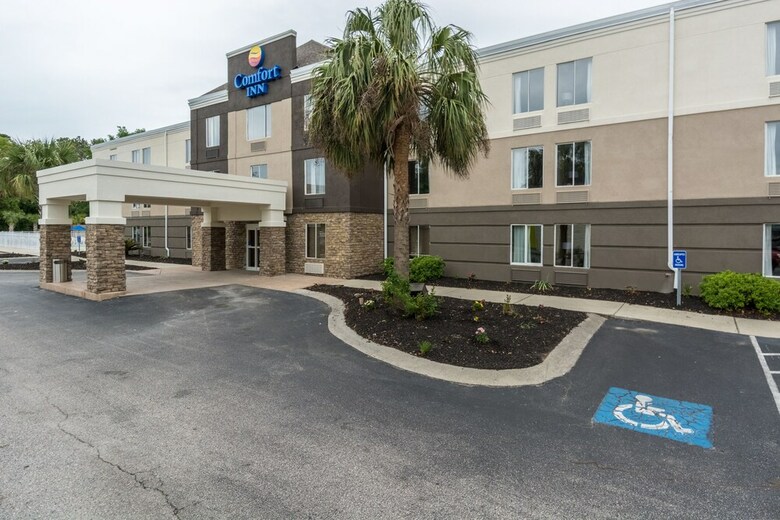 Motel Comfort Inn Near Barefoot Landing