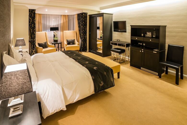 Hotel Business & More Hamburg