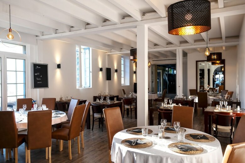 Hotel Au Rendez Vous Des Epicuriens