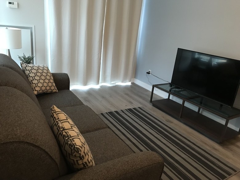 Apartamentos Contemporary Condo At Lake Ontario