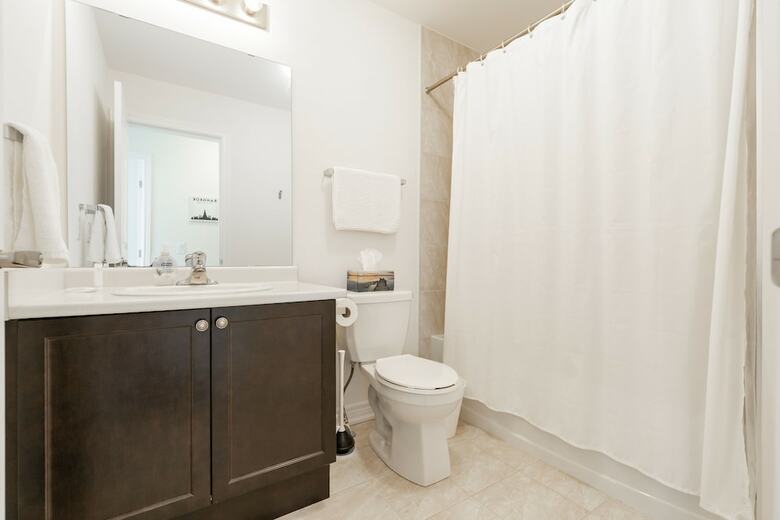 Luxurious Four Bedroom Townhouse