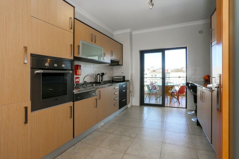 3 Bedroom Apartment With Pool