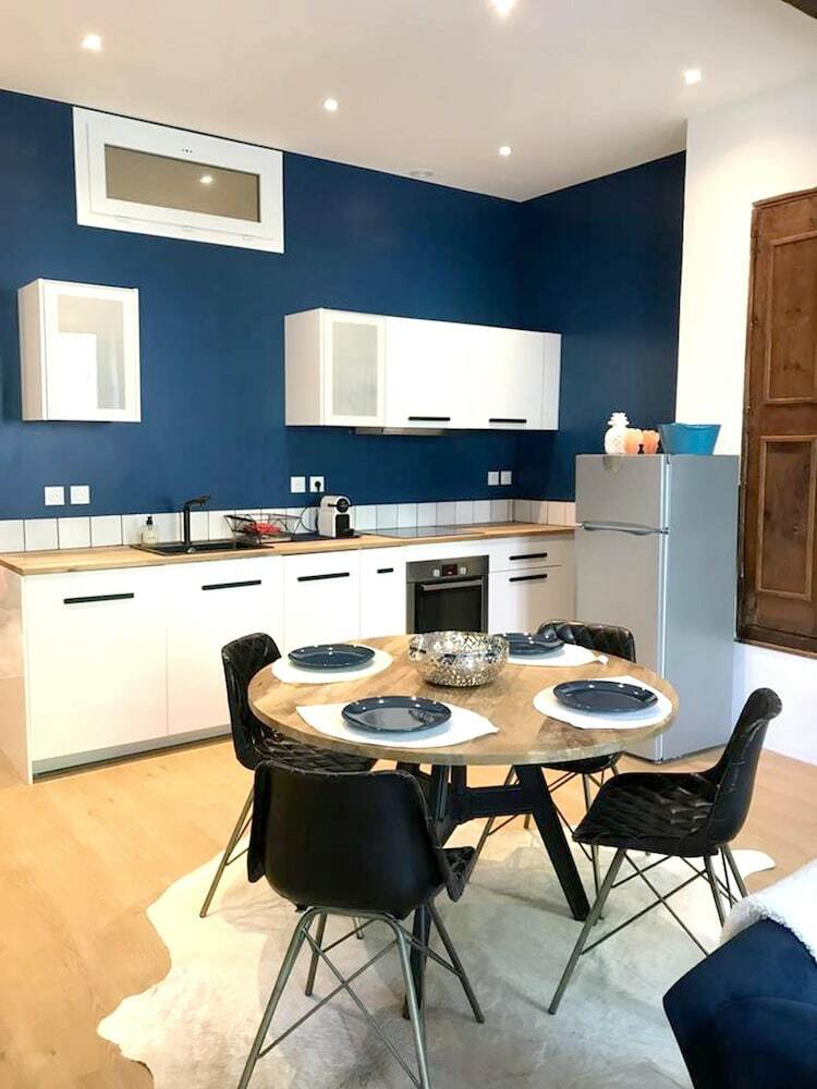 House With 2 Bedrooms In Forcalquier, With Wifi