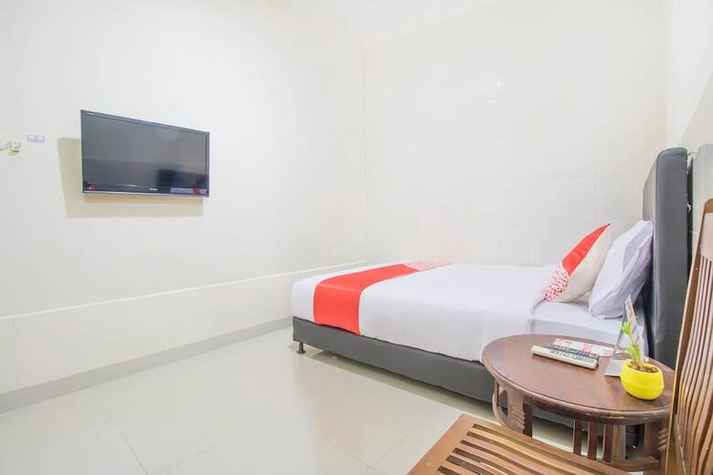 Hostal Oyo 2836 Sekar Sari Residence