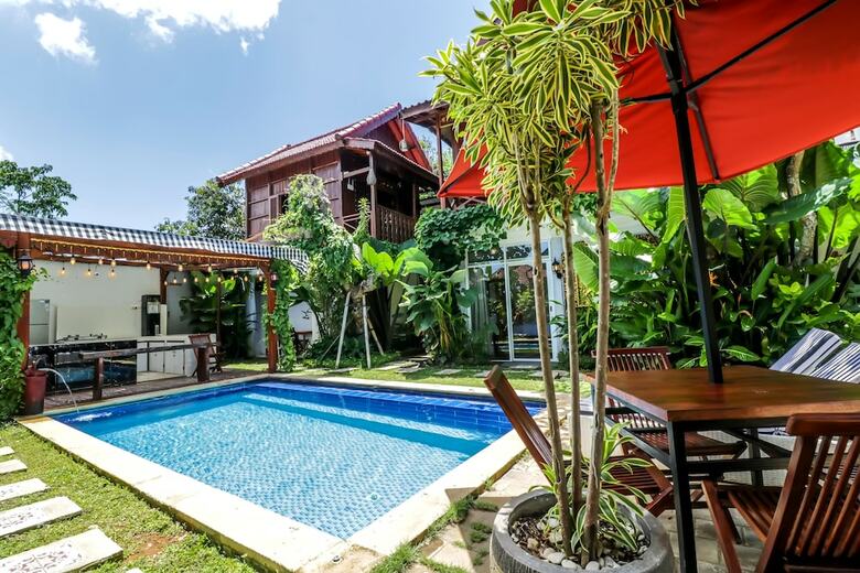 Hostal Oyo 2534 Villa Krisna Balangan