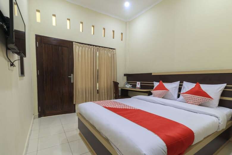 Hostal Oyo 2814 Debitos Hotel