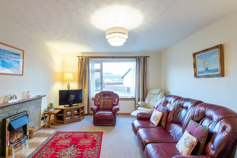 Residencia Clisham Holiday Home