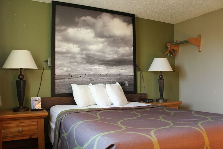 Motel Super 8 By Wyndham Kearney