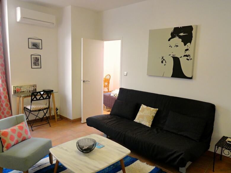 Apartamento Lovely And Large 1 Bedroom With Balcony