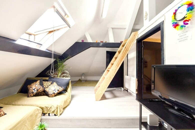 Apartment With One Bedroom In Bruxelles, With Wifi