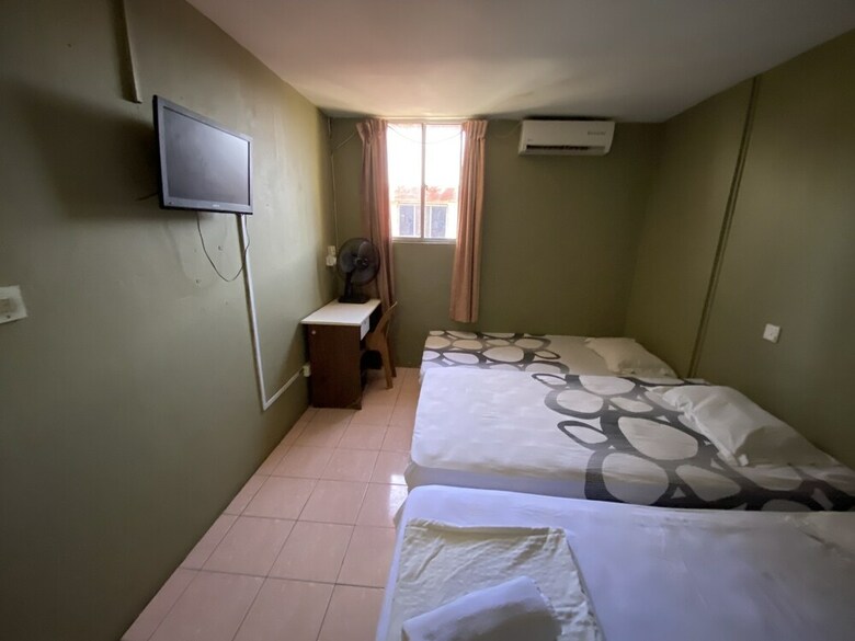 Spot On 89863 Hotel Fah Fah