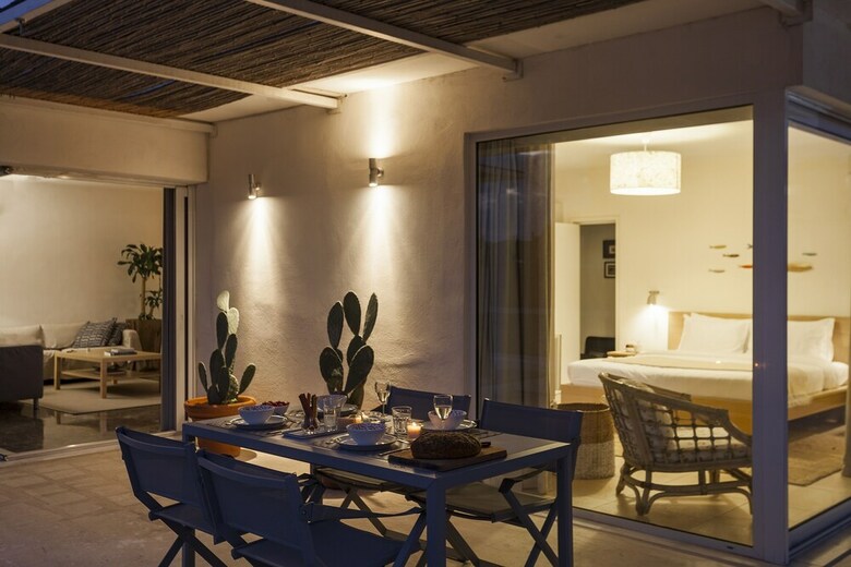 Apartamentos Sea View Beach Penthouse ? Athens Coast
