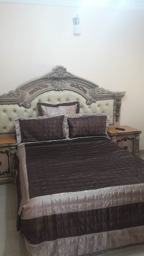 Hotel The Olive Lodge