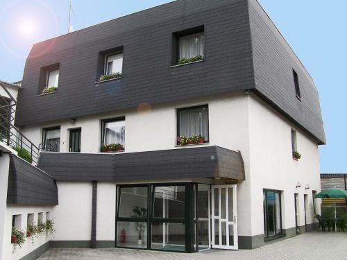 Bed & Breakfast Penzi�n Lux
