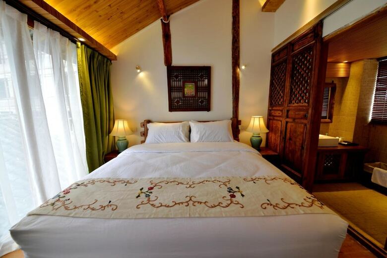 Bed & Breakfast Lijiang Seven Island Resort