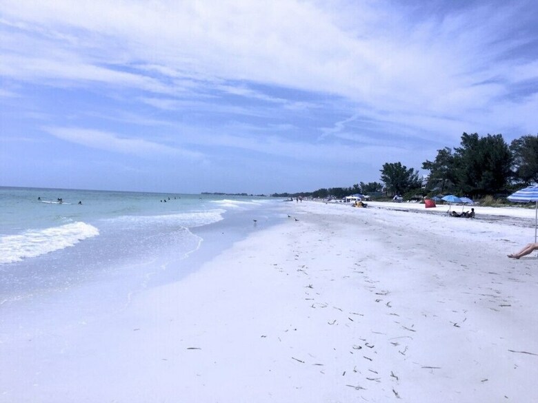 Apartamento The Anna Maria Island Beach Breeze