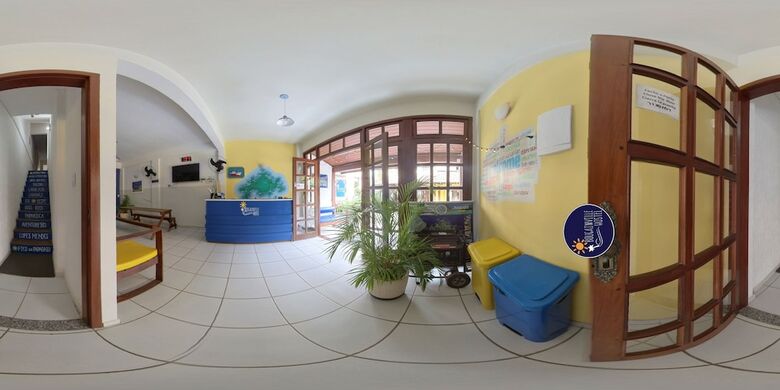Hostal Bougainville Hostel