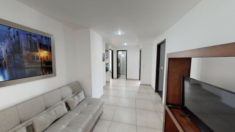 Comfortable And Trendy Apartment 2c