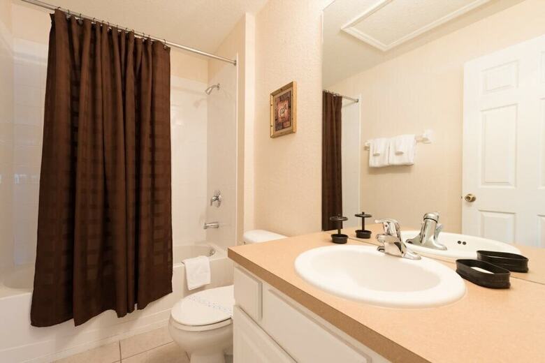 Apartamento 2589 Maneshaw Lane