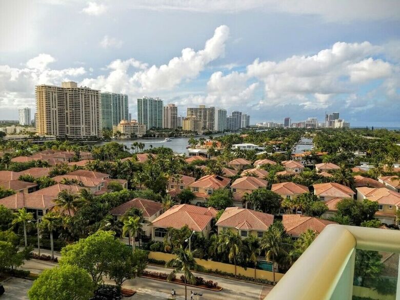 Premium 3 Bedroom Bay View Or1116