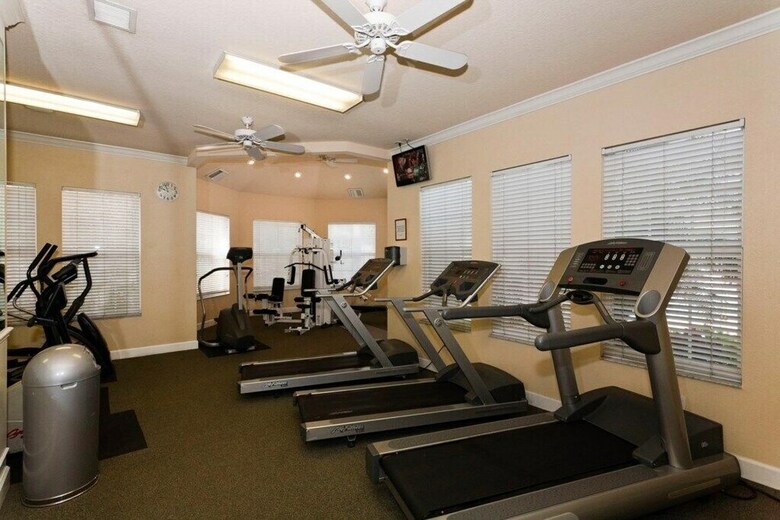 Windsor Palms Beautiful Pool Home Only 2.5 Miles F