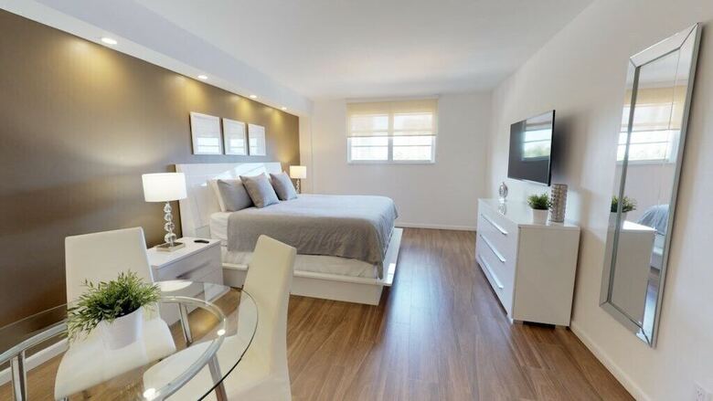 2 Bedroom +den / 2 Bath Apart @ Ocean Reserve 426